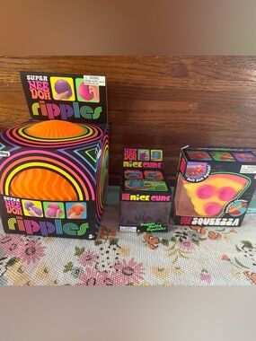 NeeDoh super ripples•nice cube•squeeza